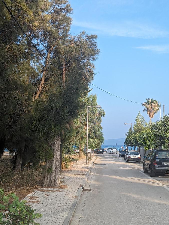 Λευτέρης Isthmia Exterior foto